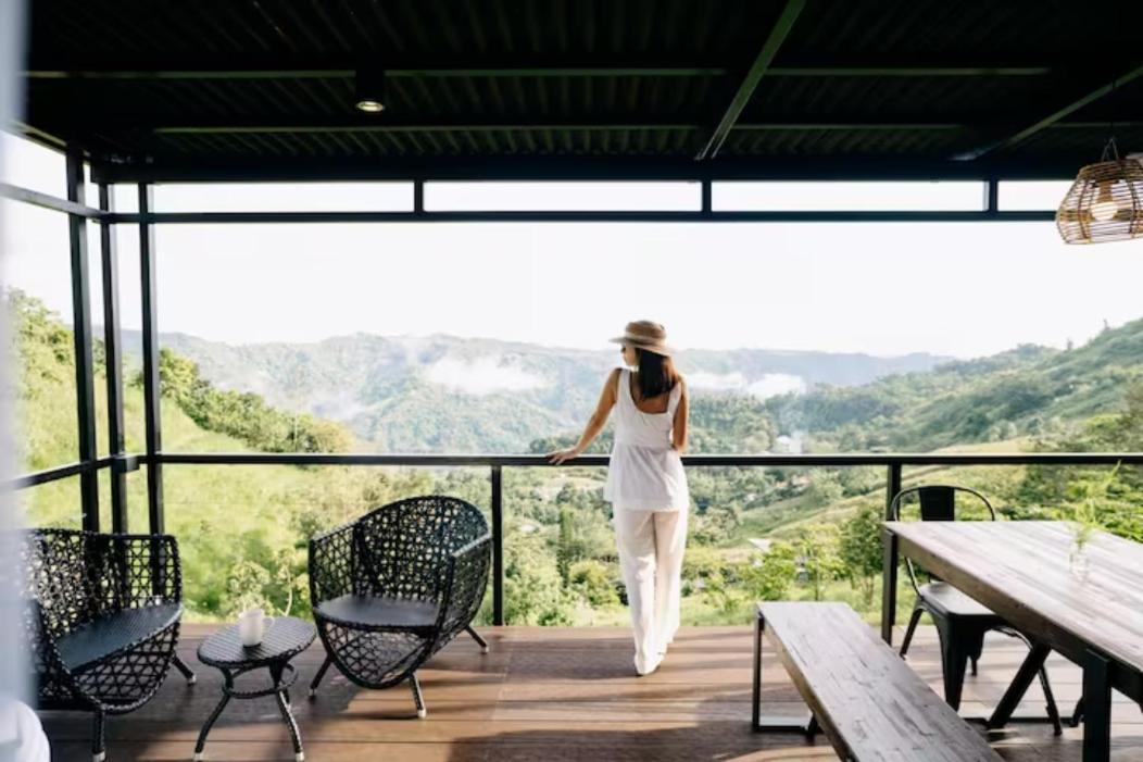 Grey Rock Mountain Cabin W/ Jacuzzi Balamban Exteriör bild